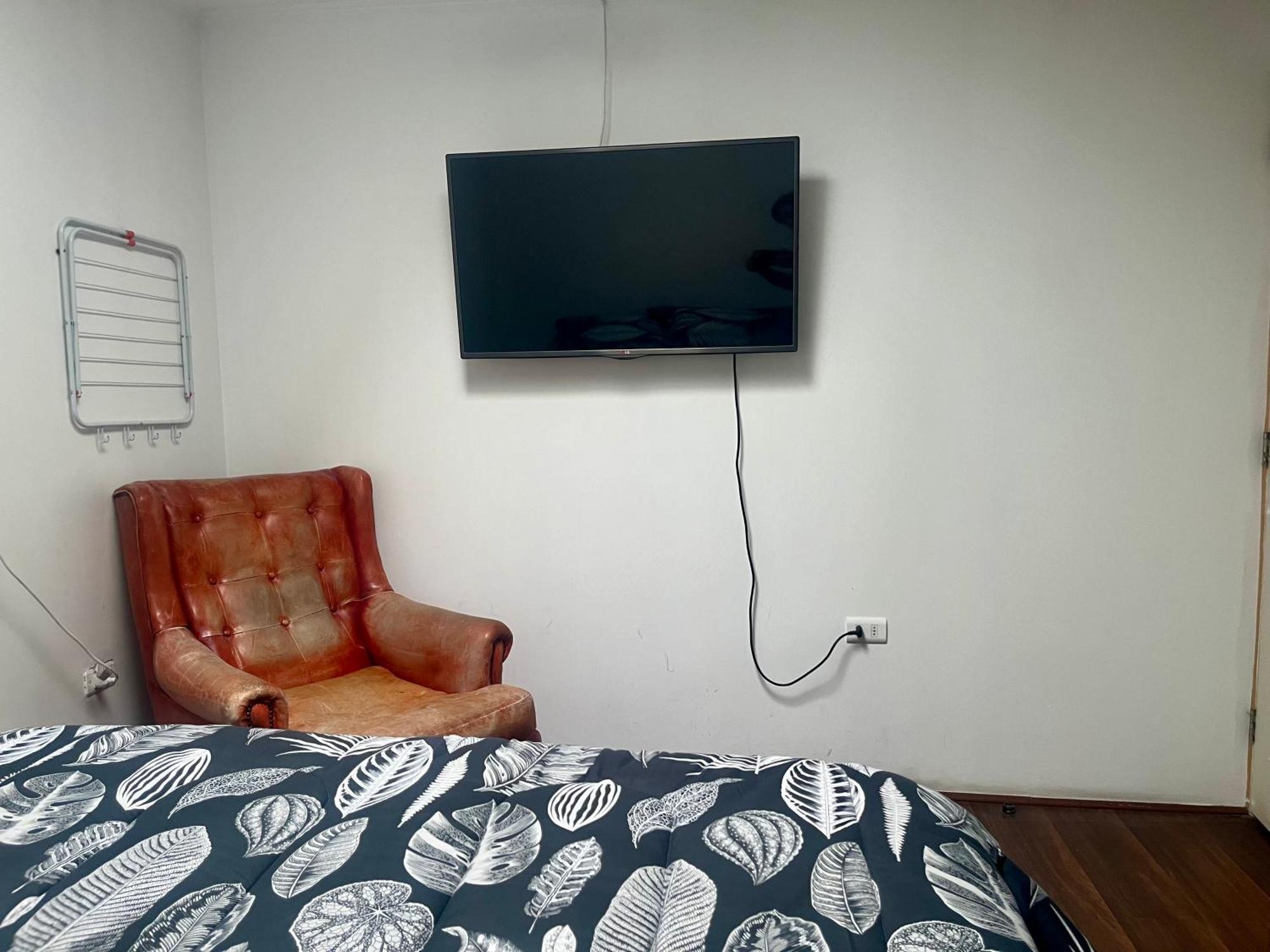 Hostel Tu Espacio Re - Habitaciones Cerca Del Aeropuerto Santiago Dış mekan fotoğraf