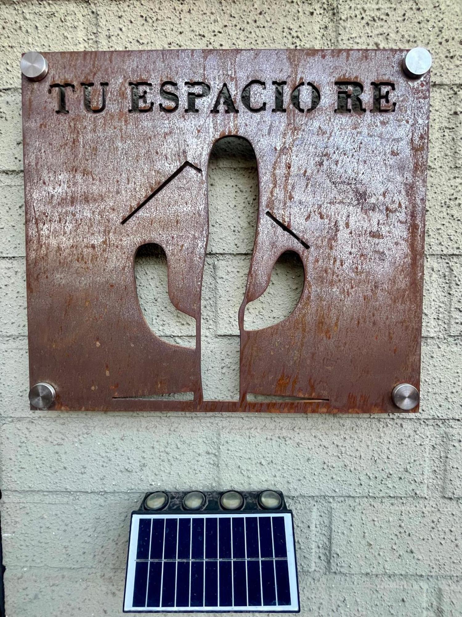 Hostel Tu Espacio Re - Habitaciones Cerca Del Aeropuerto Santiago Dış mekan fotoğraf